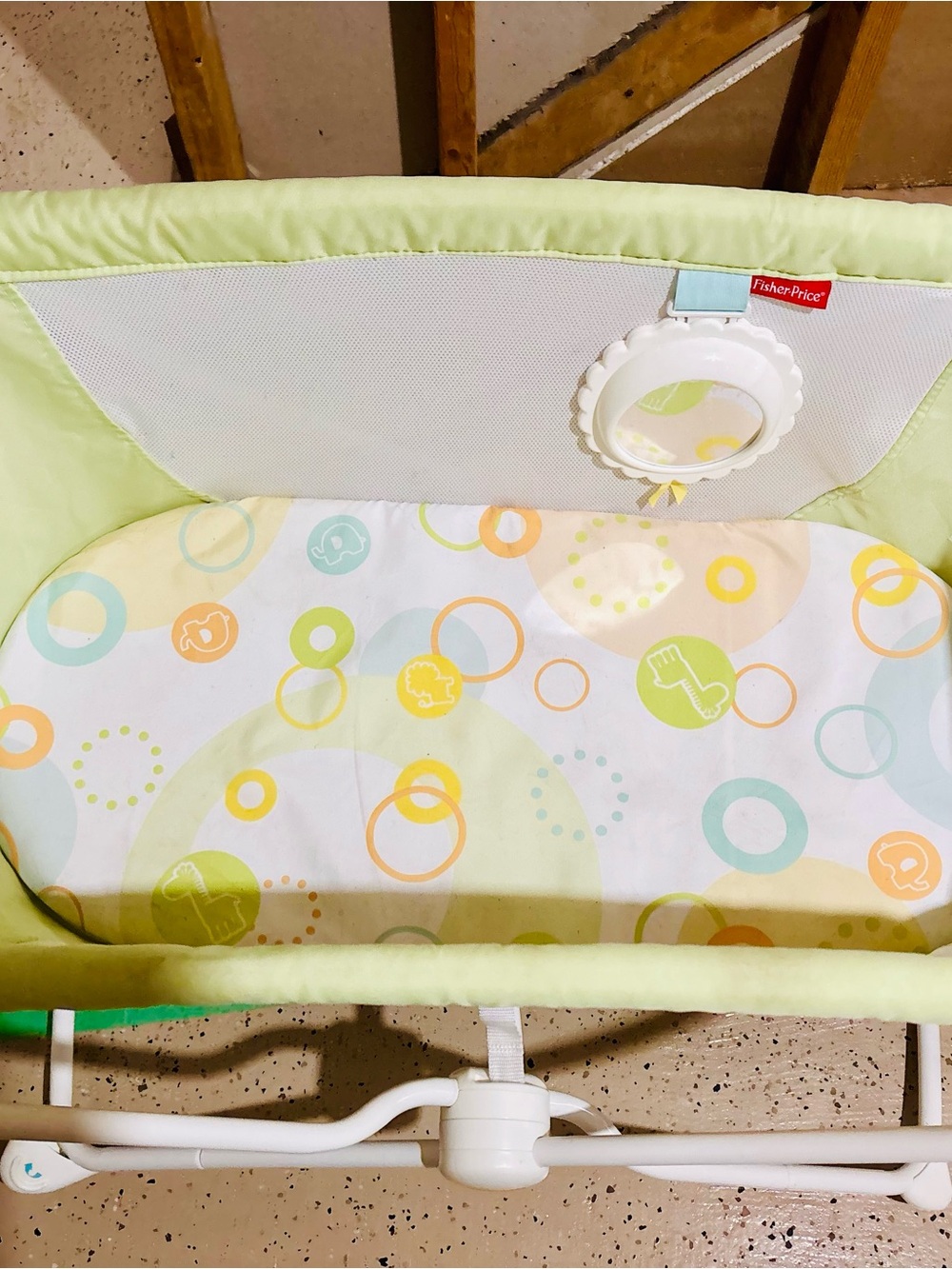 Fisher-Price Bassinet in Light Green with Pastel Circle Print